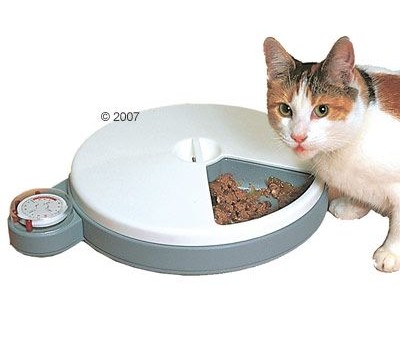 distributeur-nourriture-chat